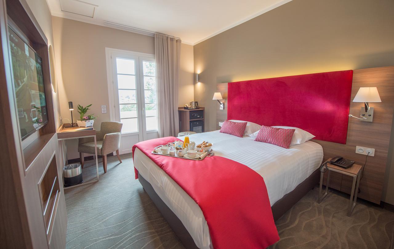 Hotel Lou Castelet Carros Dış mekan fotoğraf
