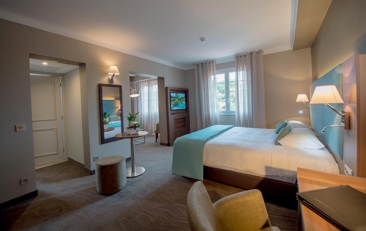 Hotel Lou Castelet Carros Dış mekan fotoğraf