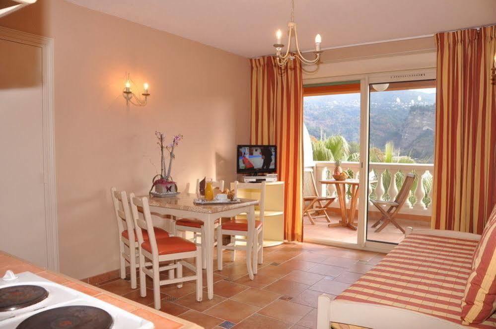 Hotel Lou Castelet Carros Dış mekan fotoğraf